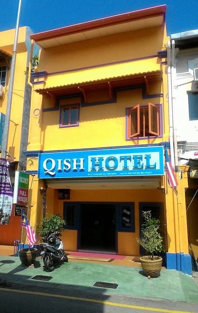 Qish Hotel Малакка Экстерьер фото