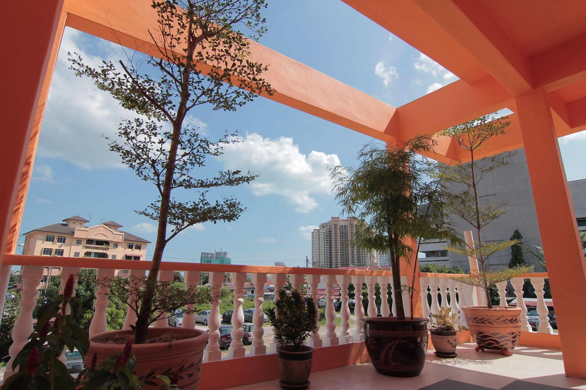 Qish Hotel Малакка Экстерьер фото